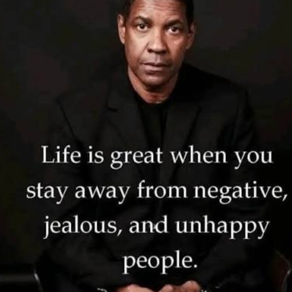 🚨🚨🚨🚨🚨🚨HOLIDAYGALL IS LIVE - Picture 4 of 12